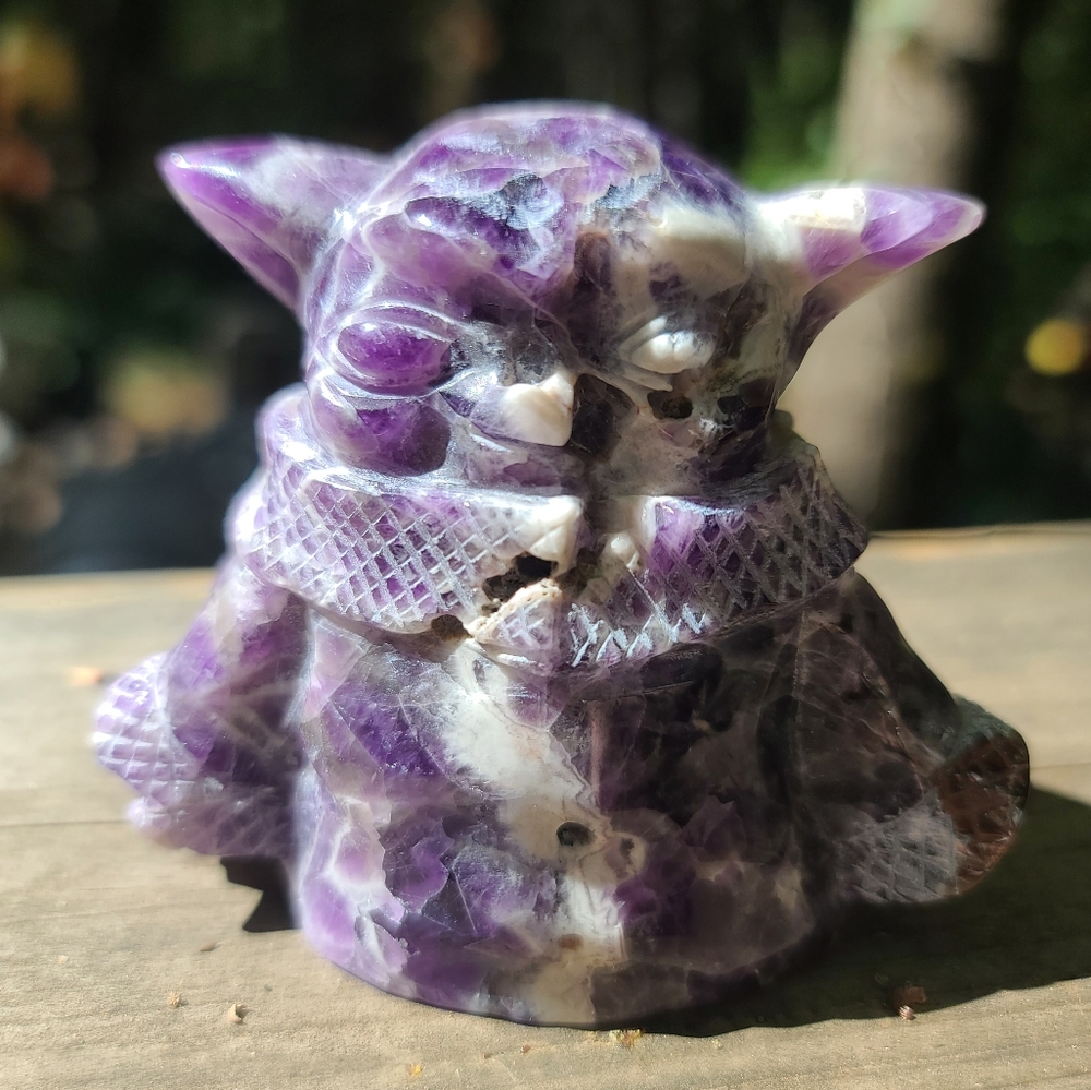 Amethyst "crazy" Yoda natural handcarved gemstone statue 3" - Picture 5 of 8